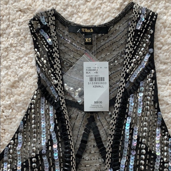 Beautiful beaded vest - Picture 4 of 4